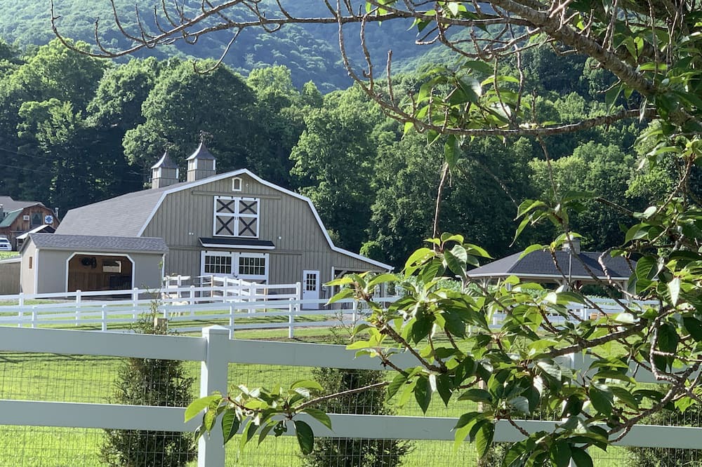 Photo of Outdoor in Waynesville