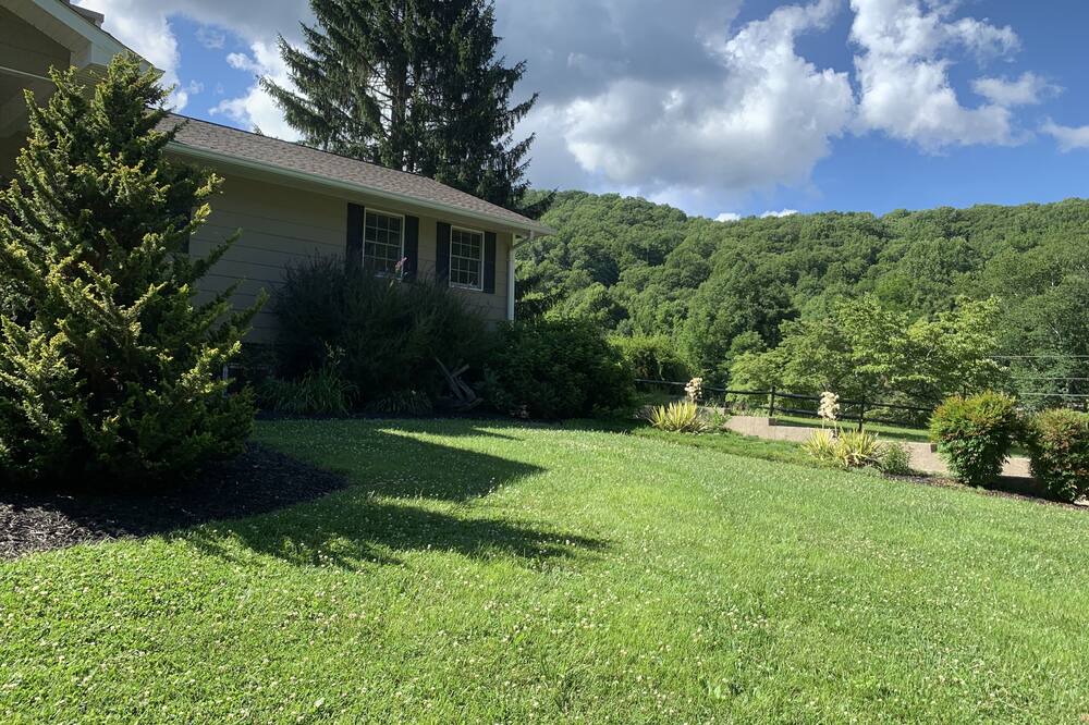 Photo of Outdoor in Waynesville
