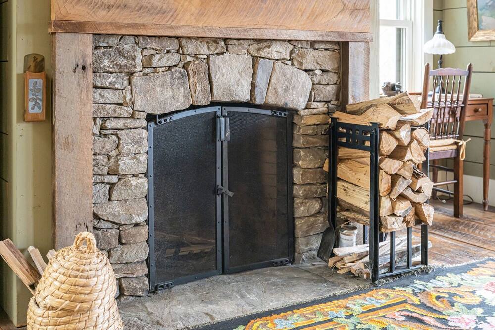 Photo of Livingroom in Sylva