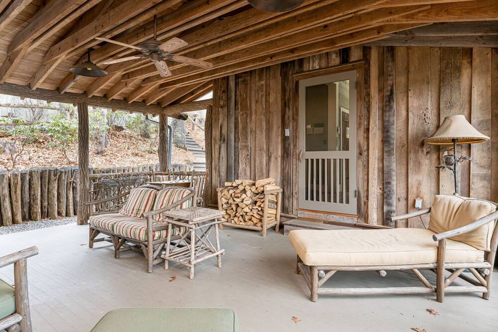 Photo of Outdoor in Sylva