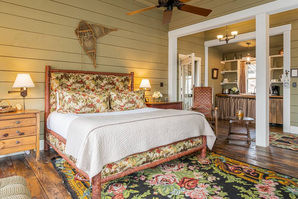 Photo of Bedroom in Sylva
