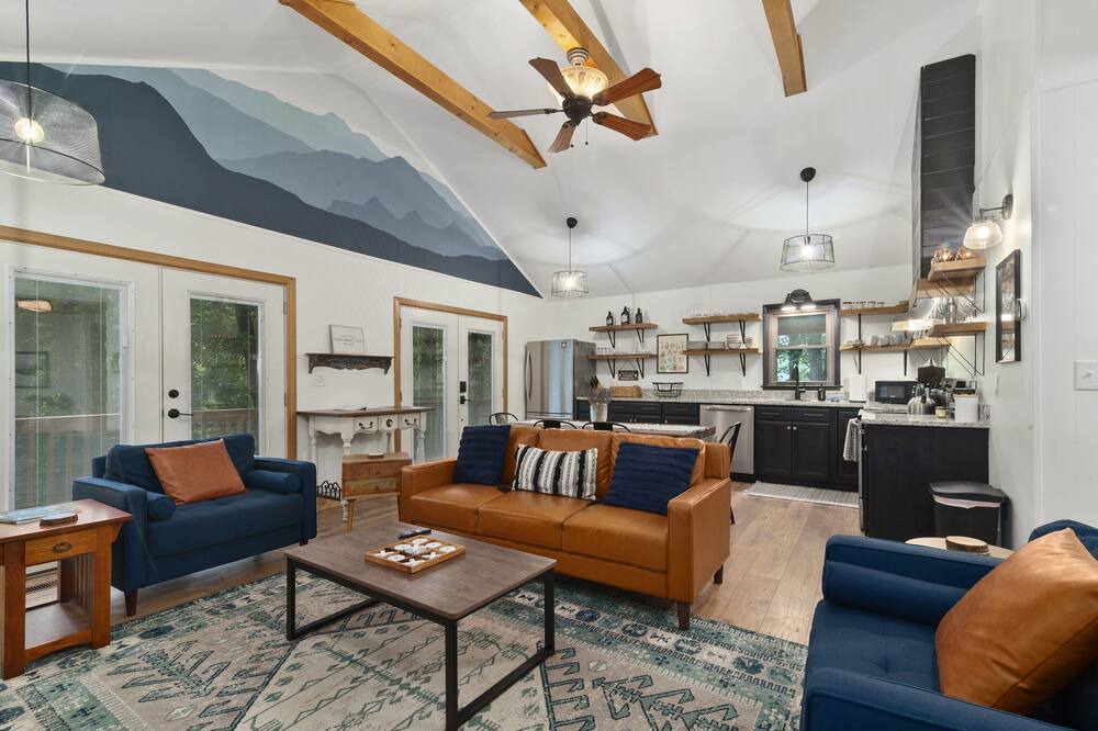 Photo of Livingroom in Sylva