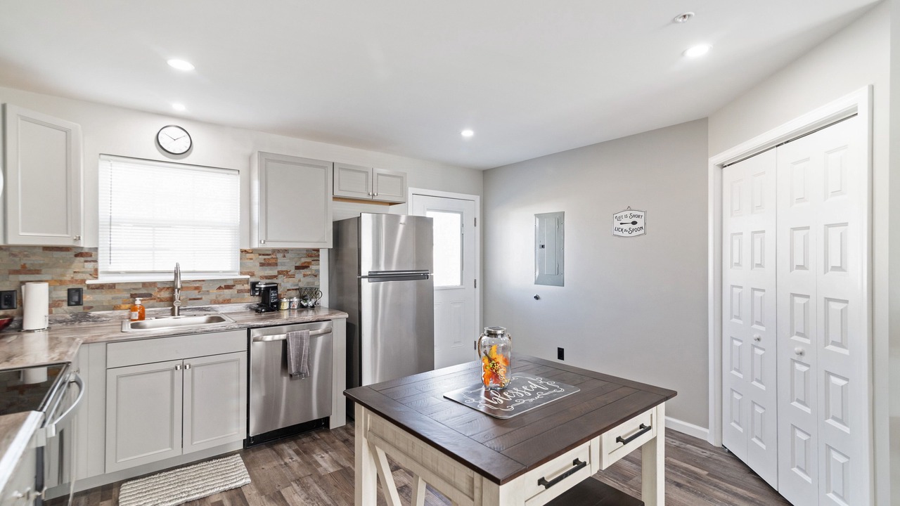 Photo of Kitchen in Ashland City