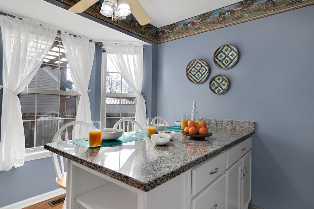 Photo of Kitchen in Jeffersontown