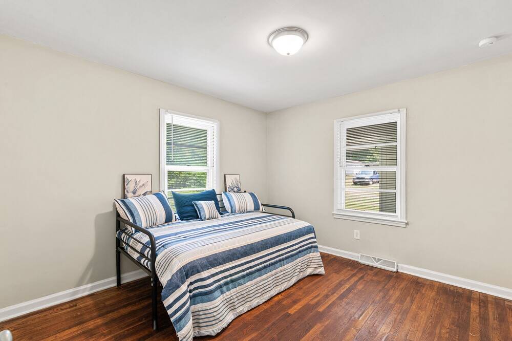 Photo of Bedroom in Eden