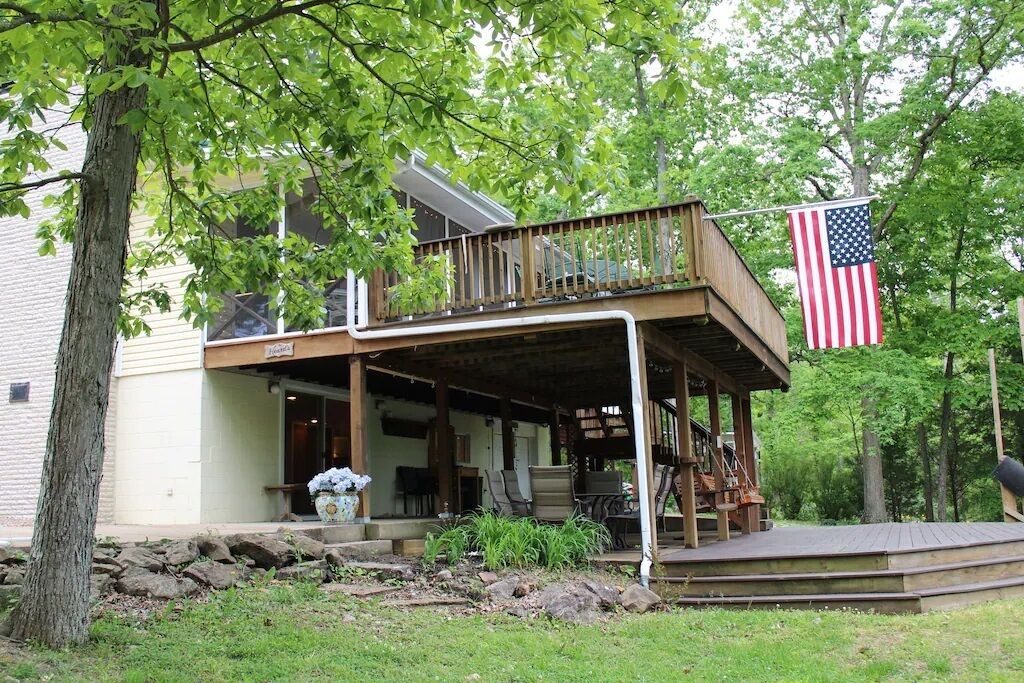 Photo of Outdoor in Lindseyville