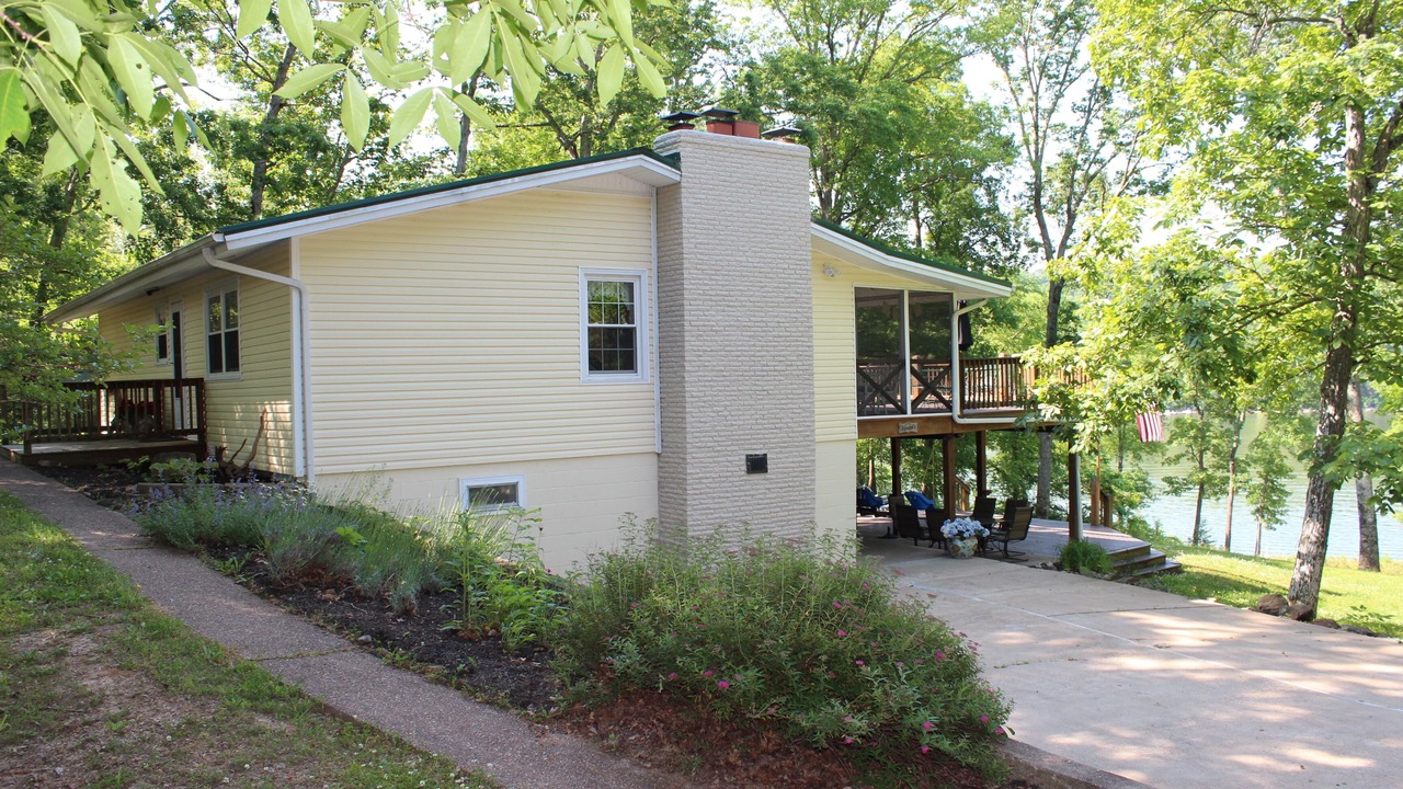 Photo of Outdoor in Lindseyville