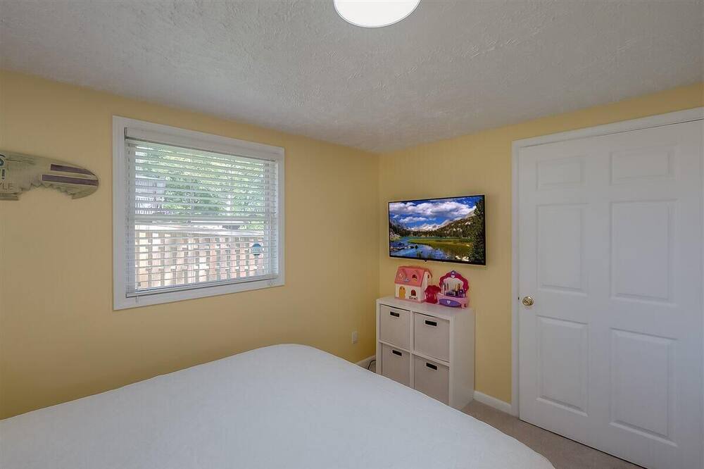 Photo of Bedroom in Bronston