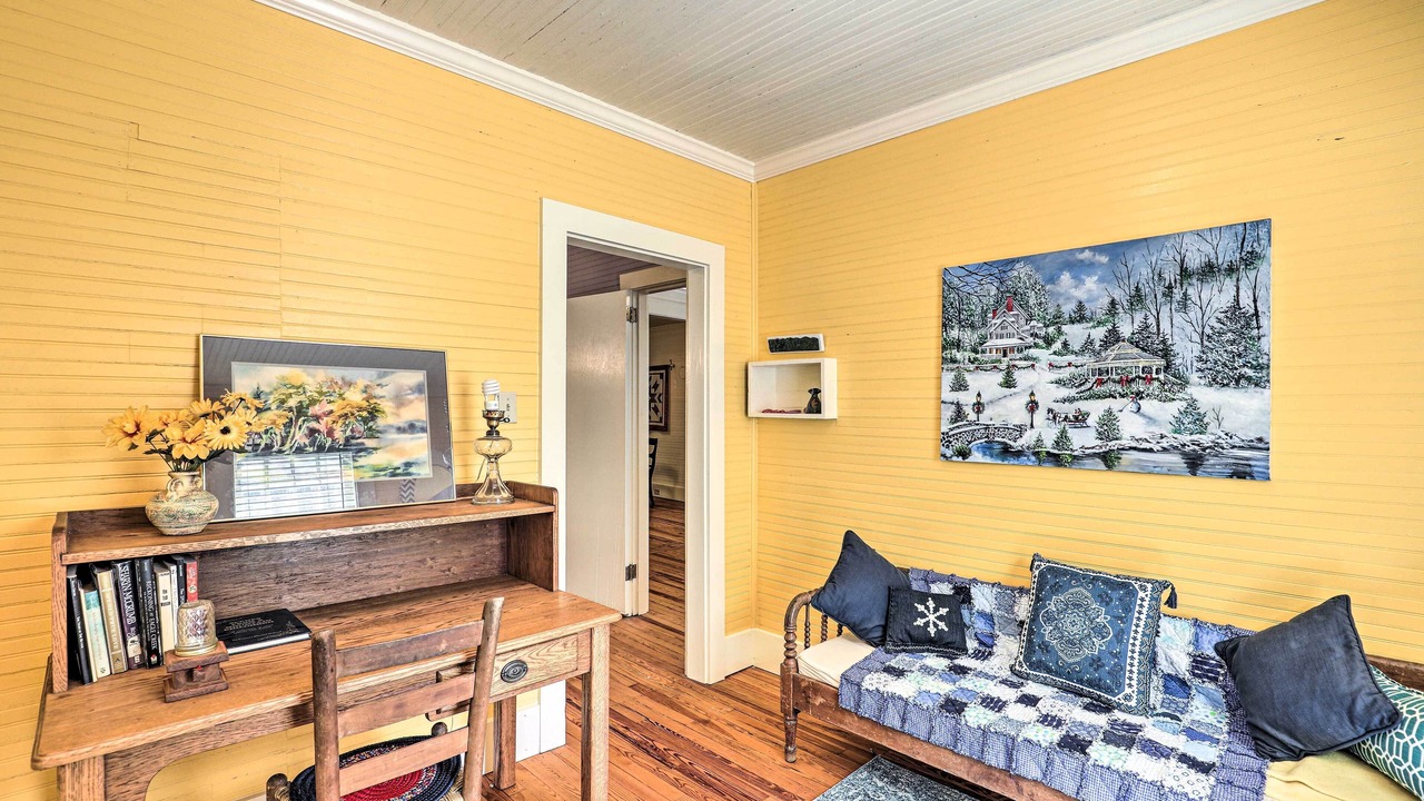 Photo of Livingroom in Arden