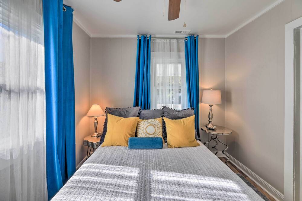 Photo of Bedroom in Morehead City