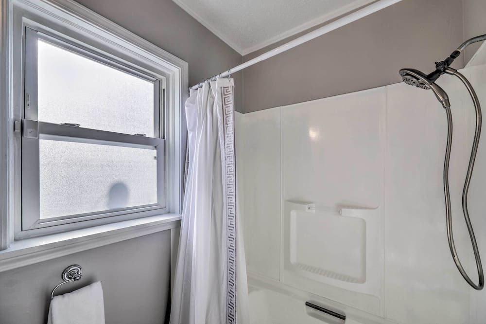 Photo of Bathroom in Morehead City