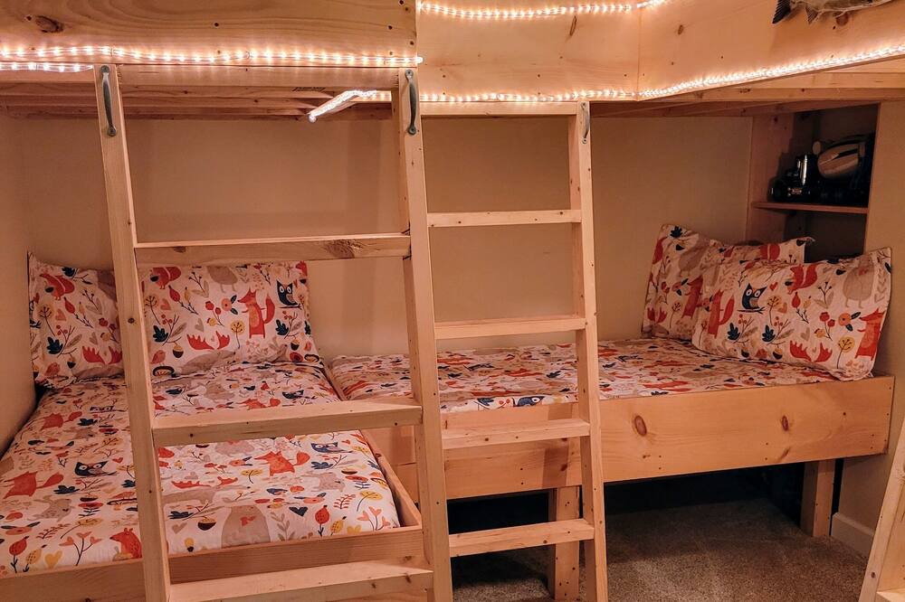 Photo of Bedroom in Monticello