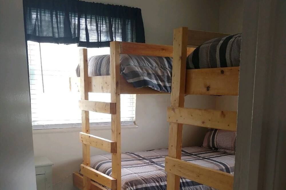 Photo of Bedroom in La Follette