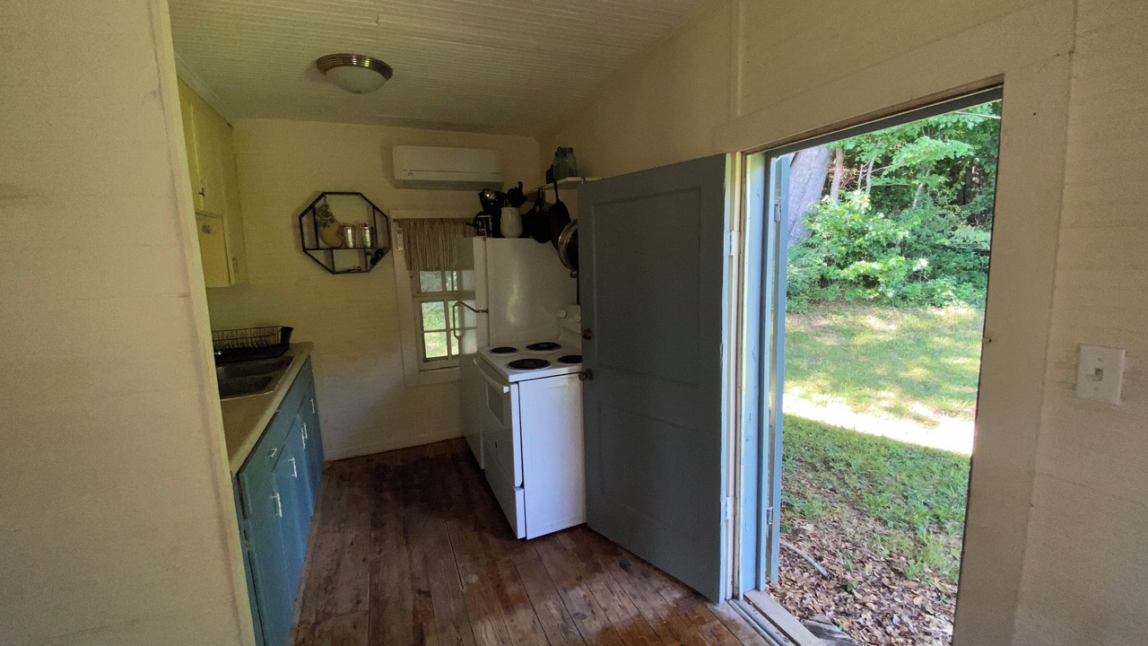 Photo of Kitchen in Travelers Rest