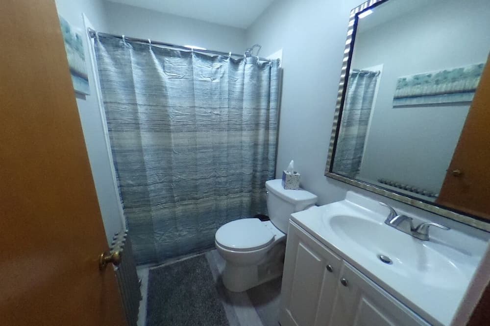 Photo of Bathroom in Whiting