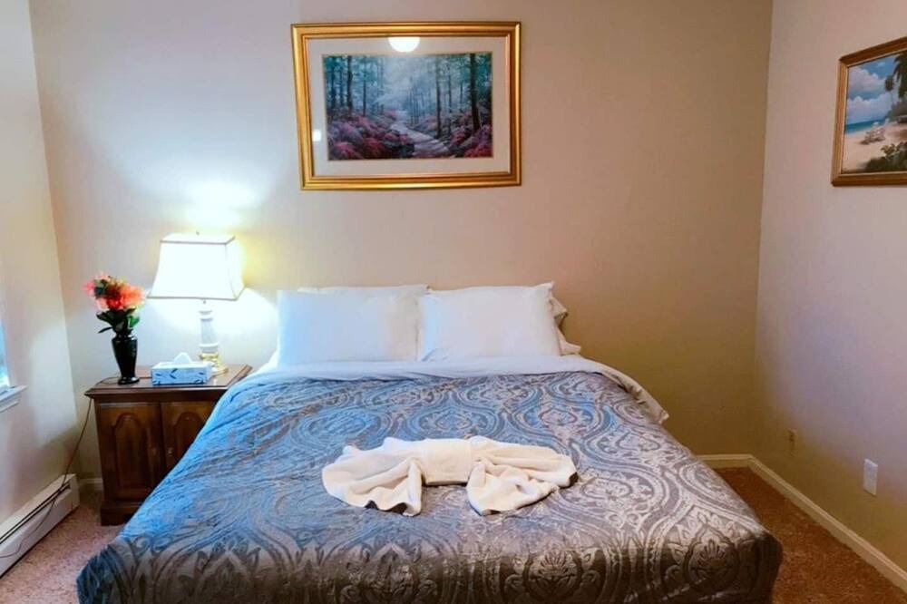 Photo of Bedroom in Downtown Greensboro