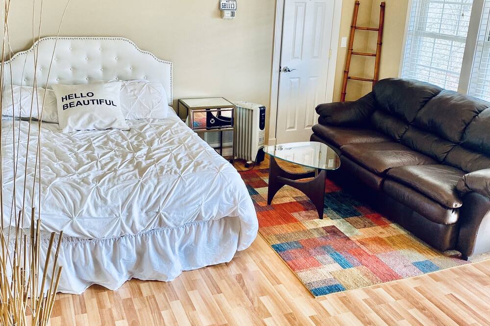 Photo of Bedroom in Asheville