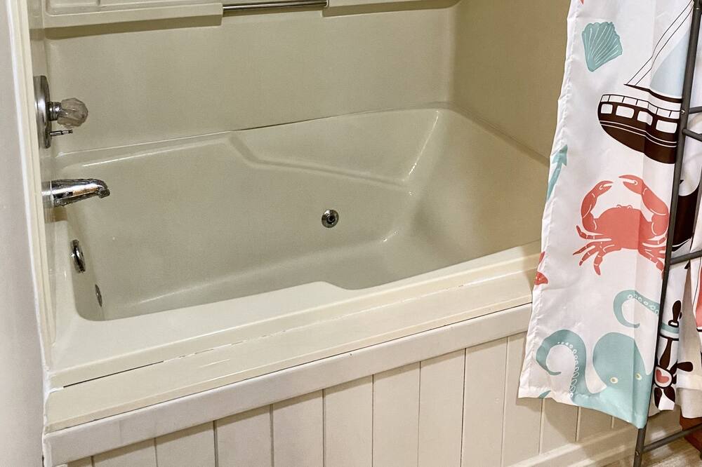 Photo of Bathroom in Rodanthe
