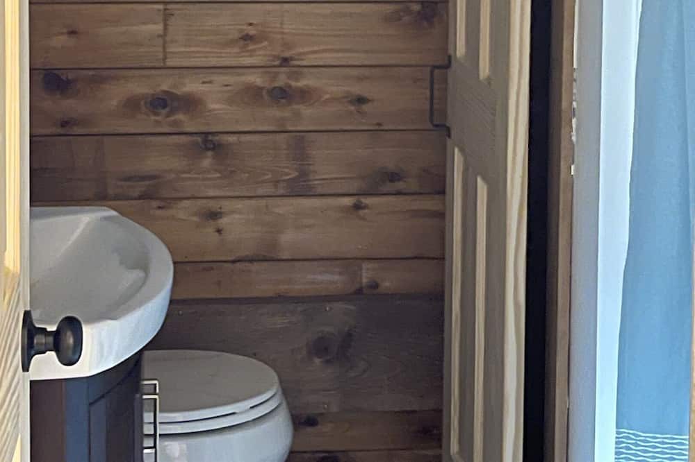 Photo of Bathroom in Flat Top