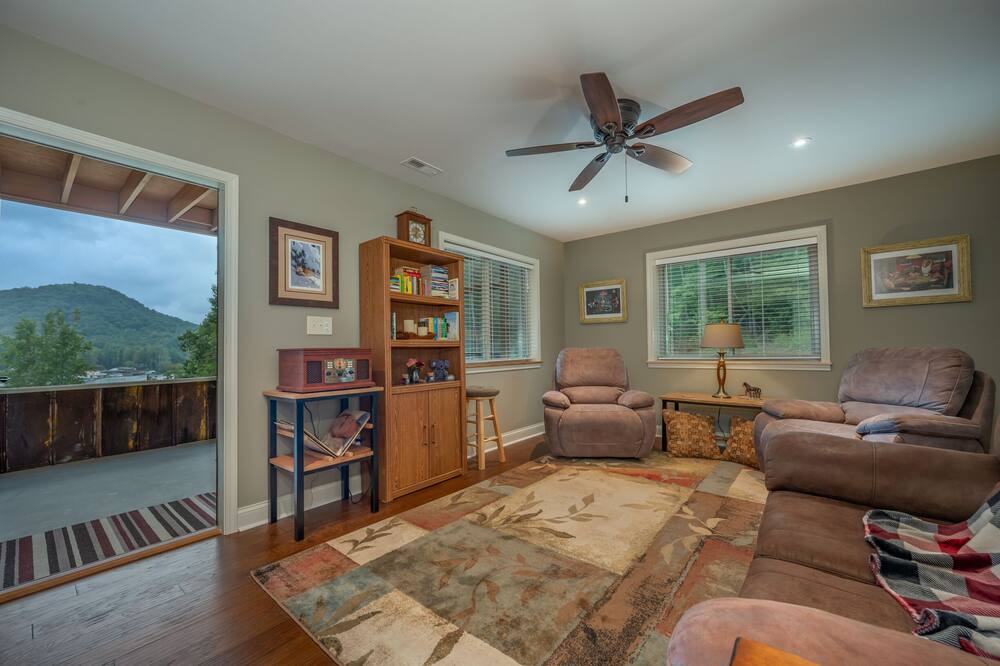 Photo of Bedroom in Lynn
