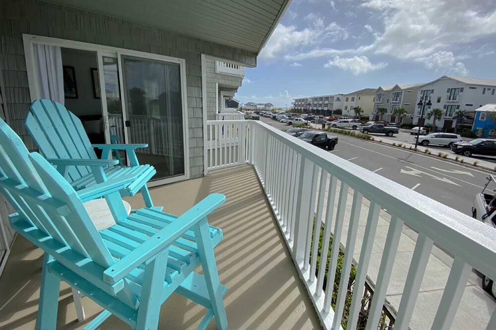 Photo of Patio Balcony in Wrightsville Beach