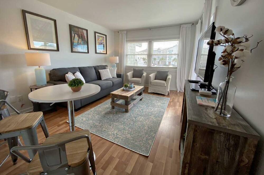 Photo of Livingroom in Wrightsville Beach