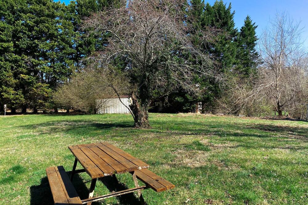 Photo of Outdoor in Jamestown