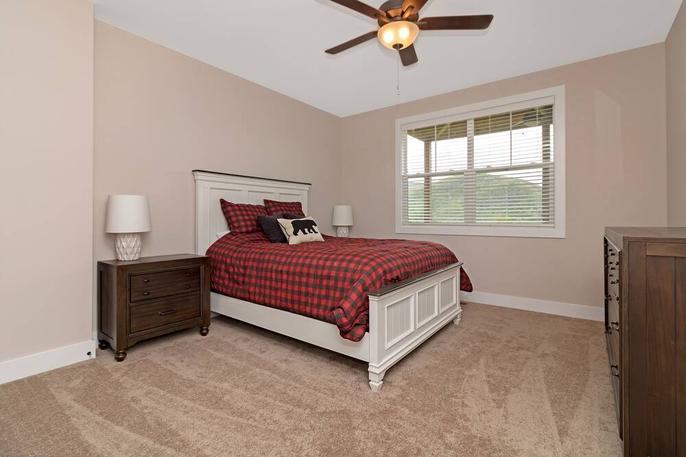 Photo of Bedroom in Bear Lake Reserve