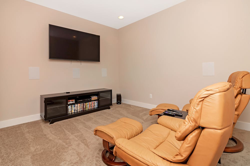 Photo of Bedroom in Bear Lake Reserve