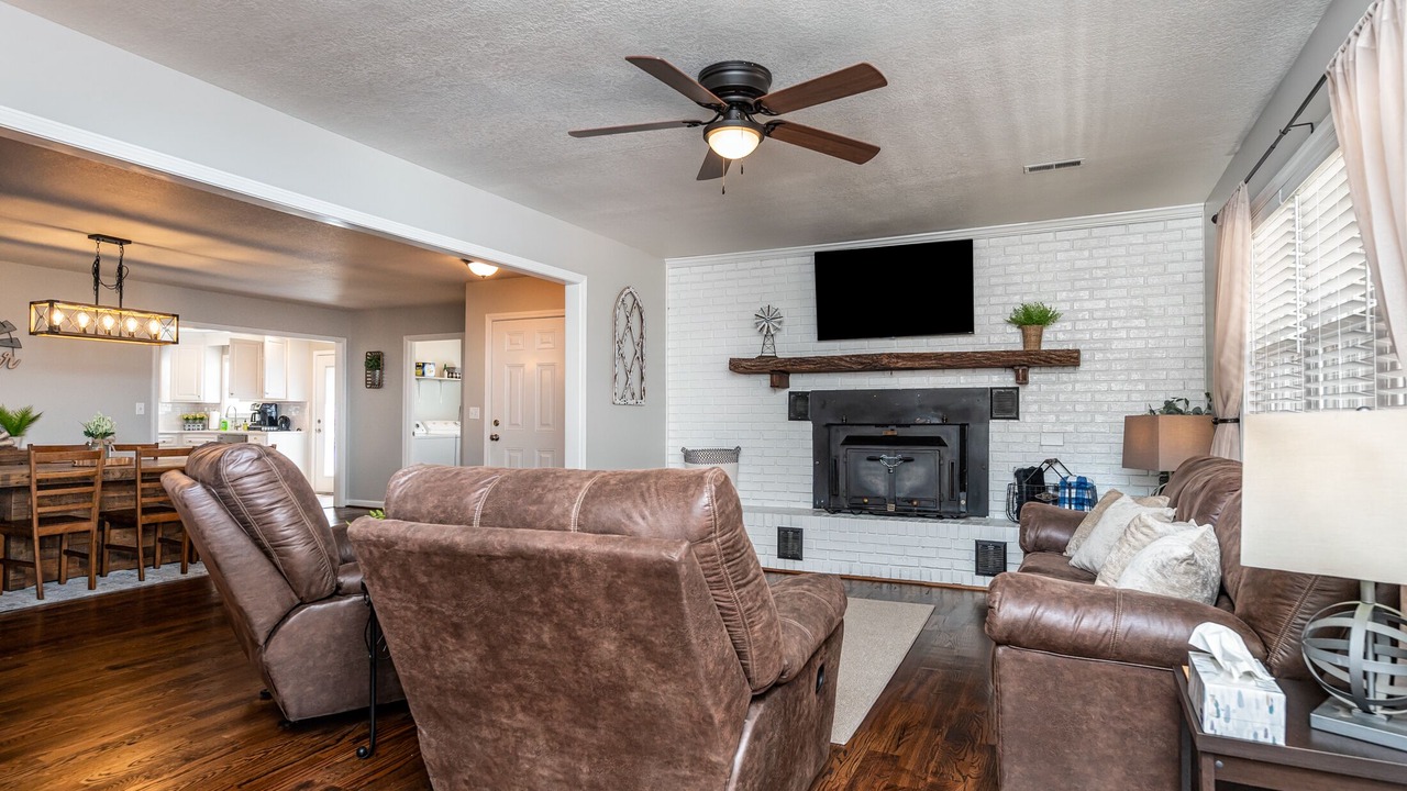 Photo of Others in Pickens