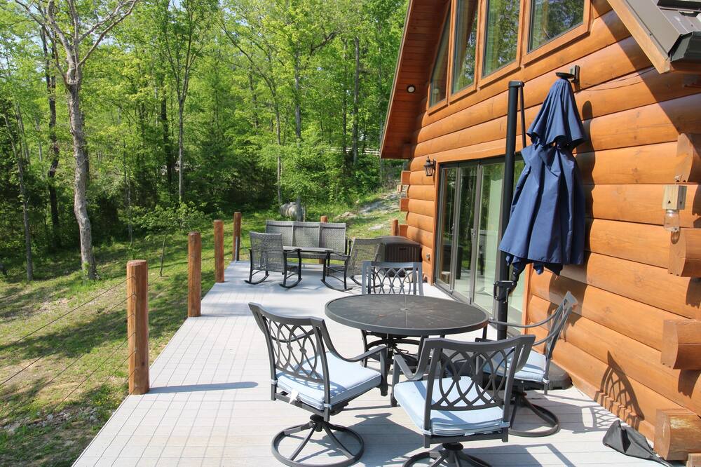 Photo of Patio Balcony in Leitchfield