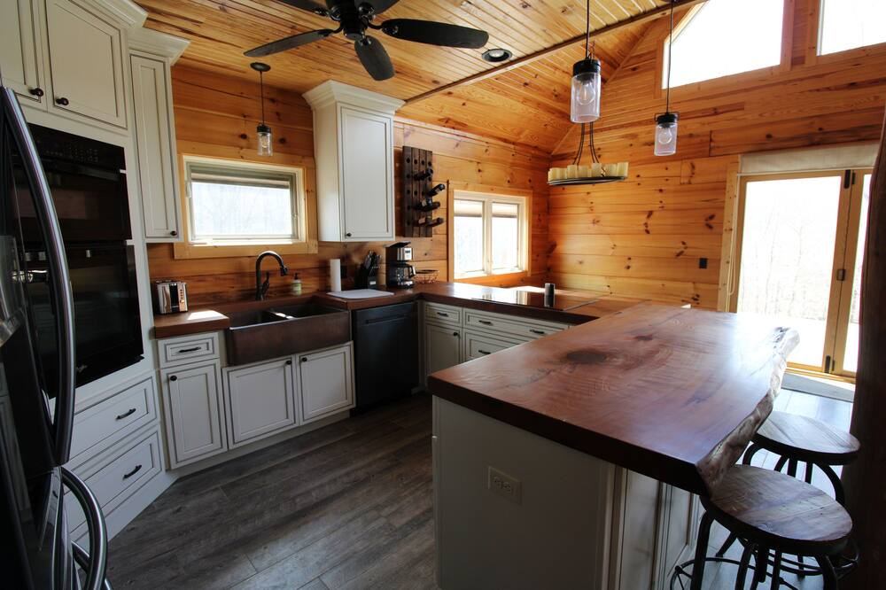 Photo of Kitchen in Leitchfield