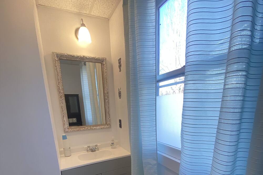 Photo of Bedroom in Tigerville