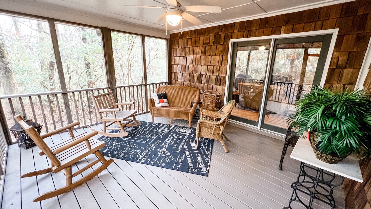 Photo of Patio Balcony in Cliff Ridge Colony