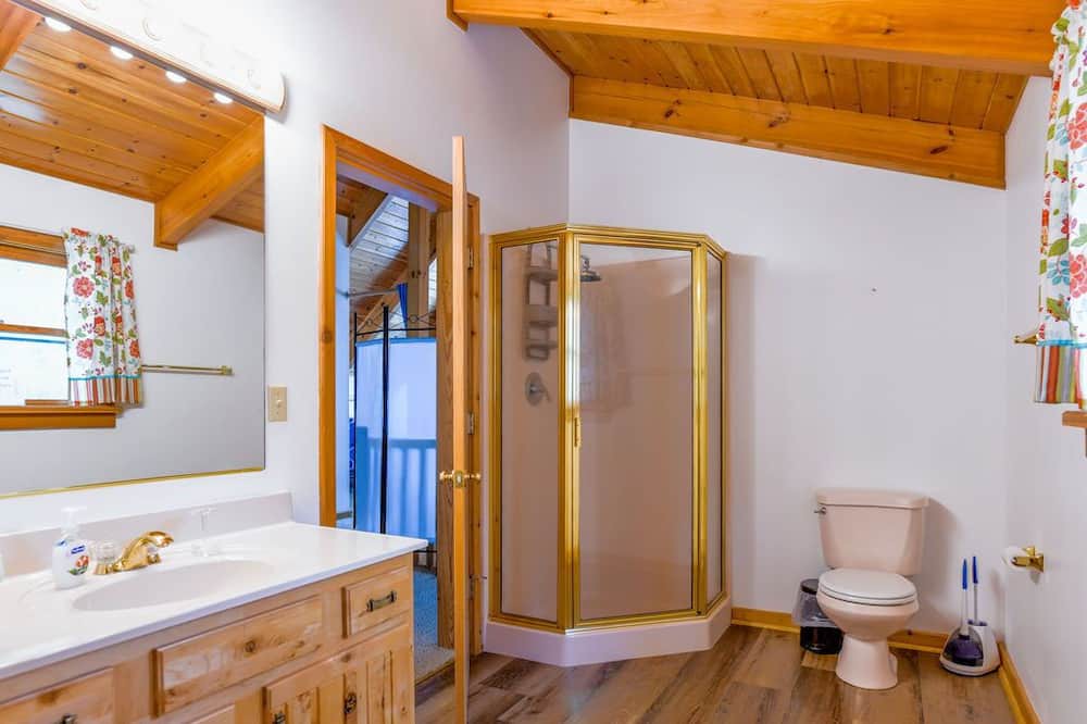 Photo of Bathroom in Brevard
