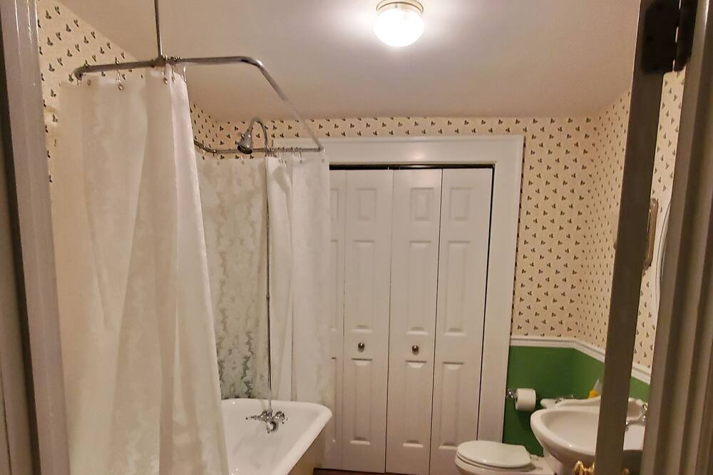 Photo of Bedroom in Keene