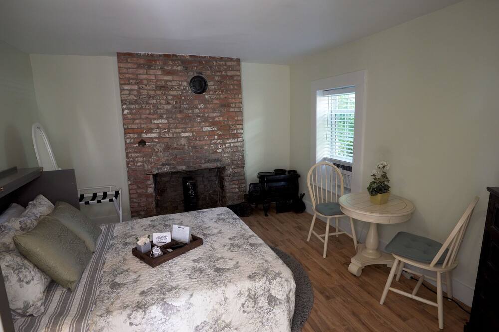 Photo of Bedroom in Keene