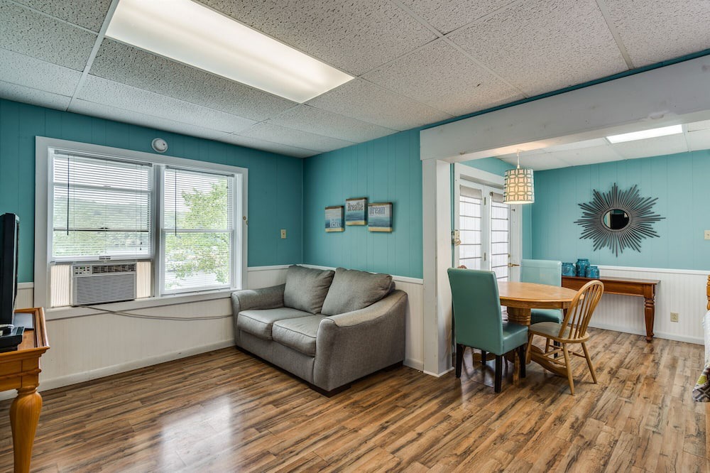 Photo of Bedroom in Allons