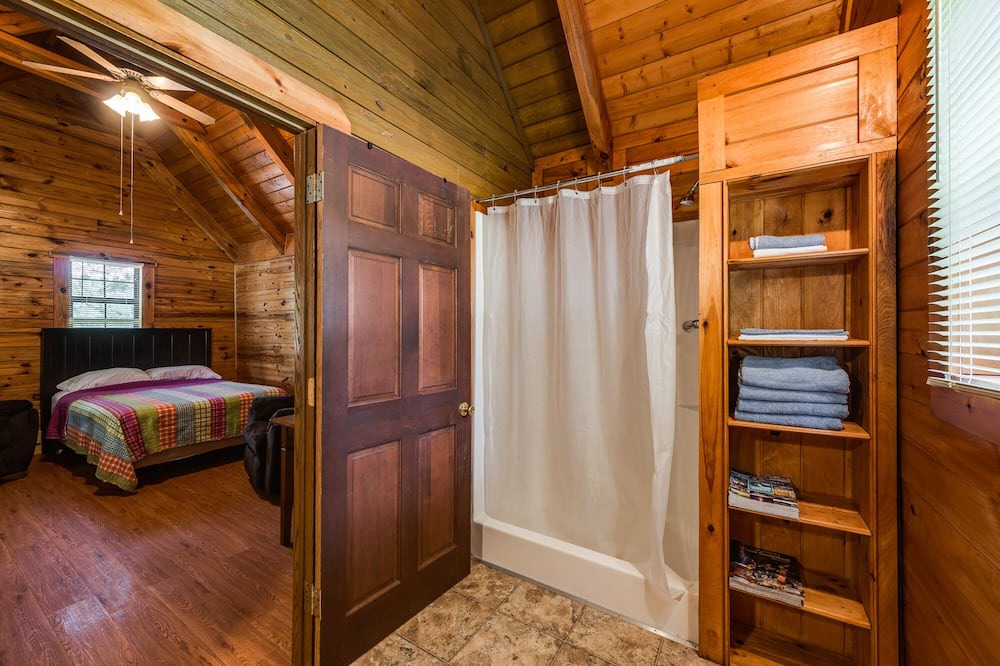 Photo of Bedroom in Allons