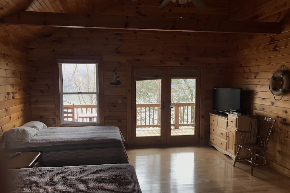 Photo of Bedroom in Allons