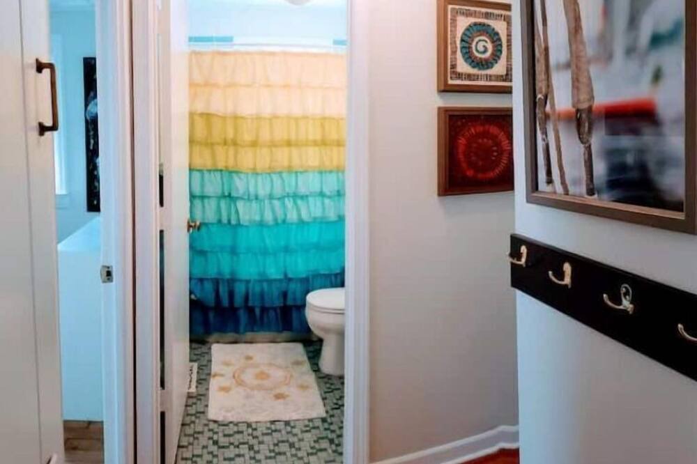 Photo of Bathroom in Morehead City