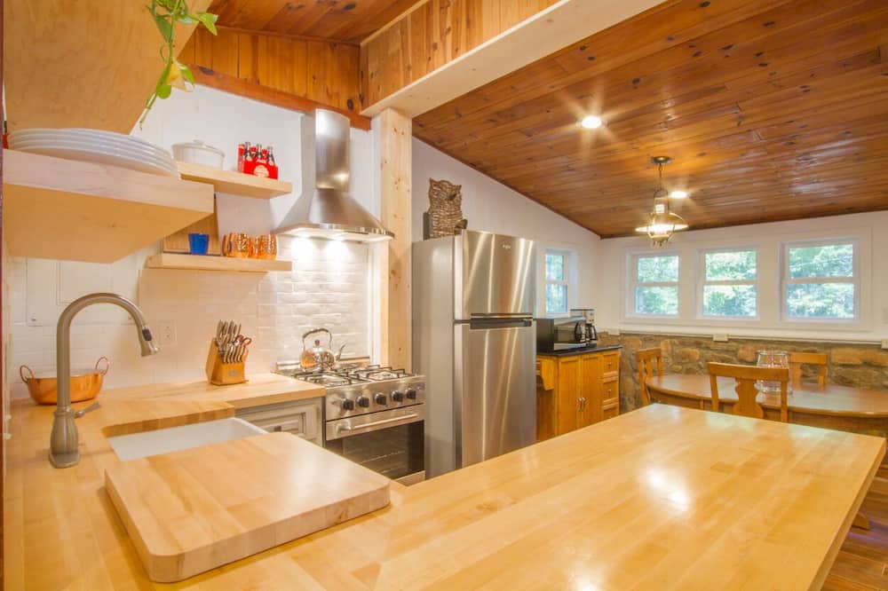 Photo of Kitchen in Rocky Bottom