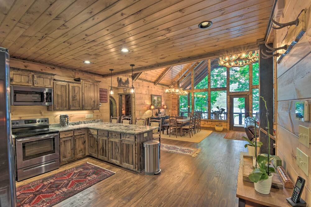 Photo of Kitchen in Topton