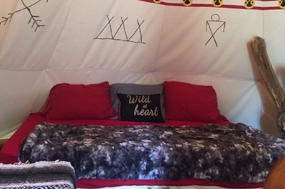 Photo of Bedroom in Jamestown