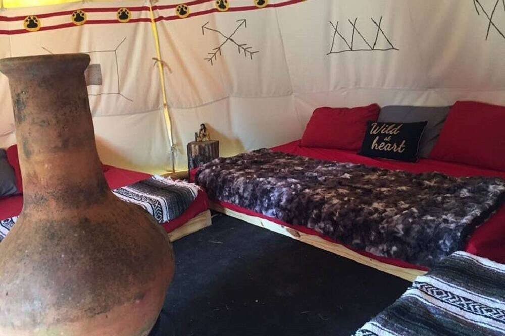 Photo of Bedroom in Jamestown