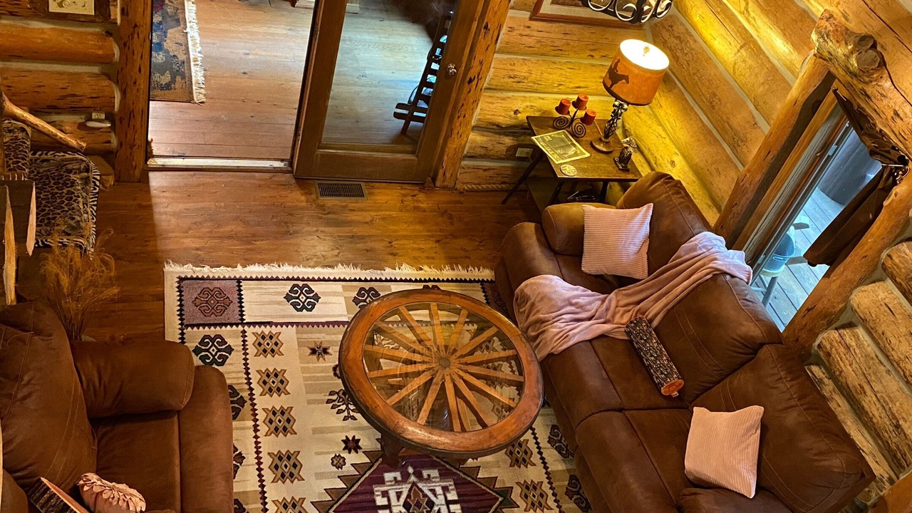 Photo of Livingroom in Oneida