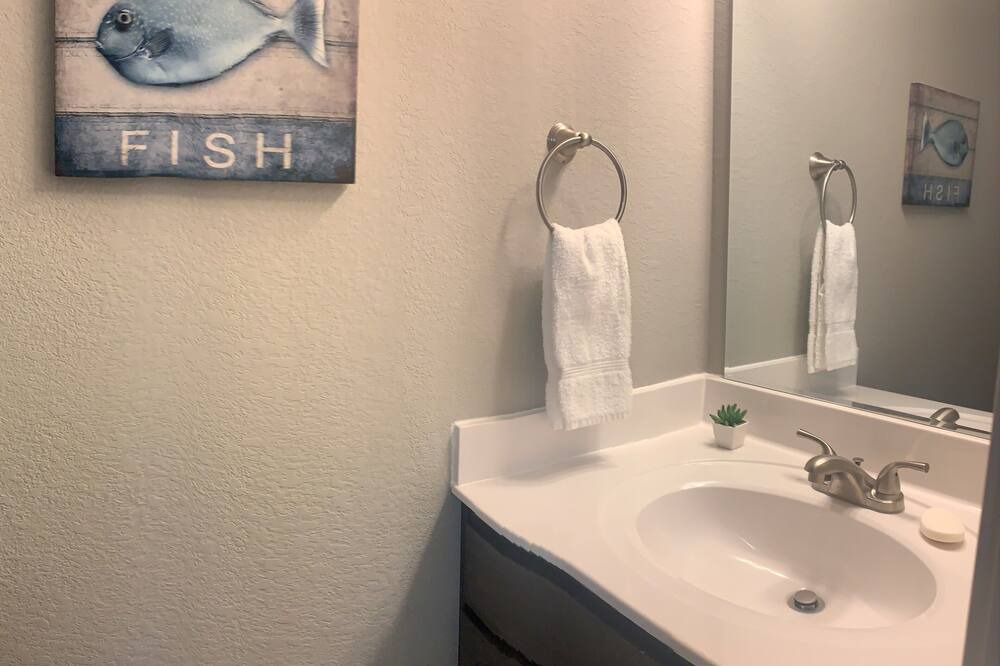 Photo of Bathroom in Benton