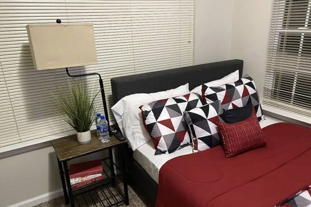 Photo of Livingroom in Sunset Road