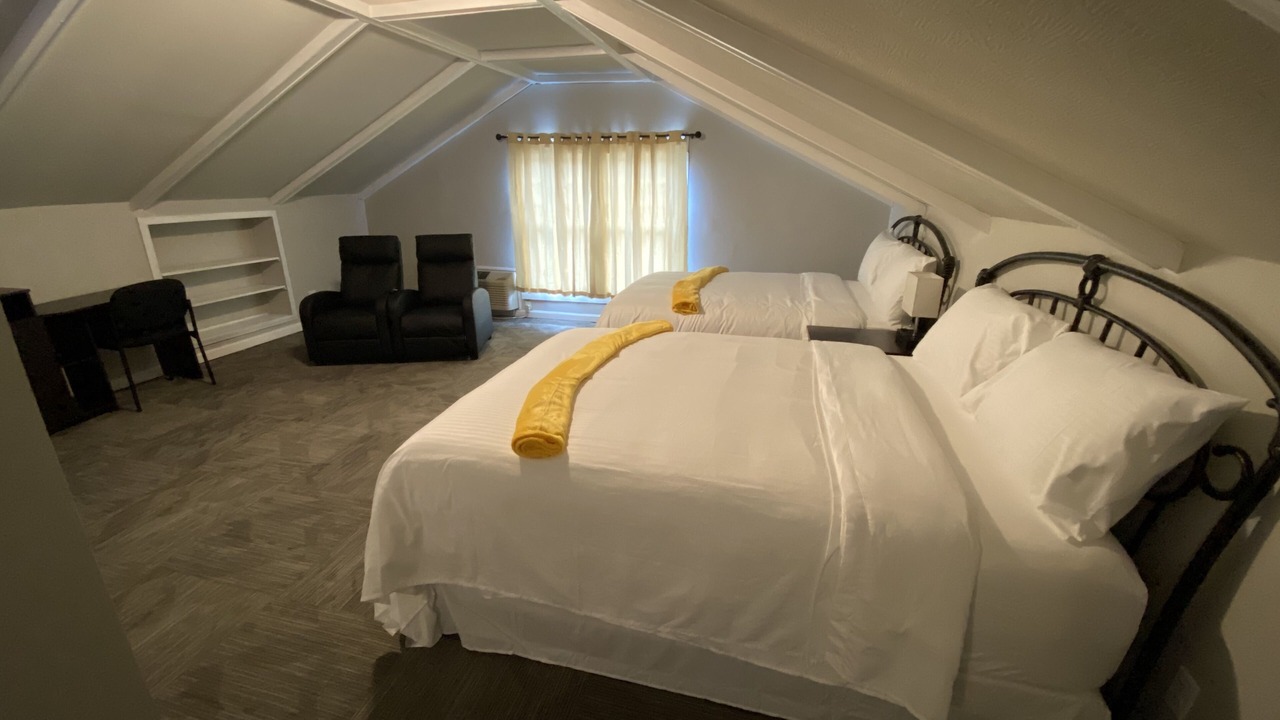 Photo of Bedroom in Leitchfield