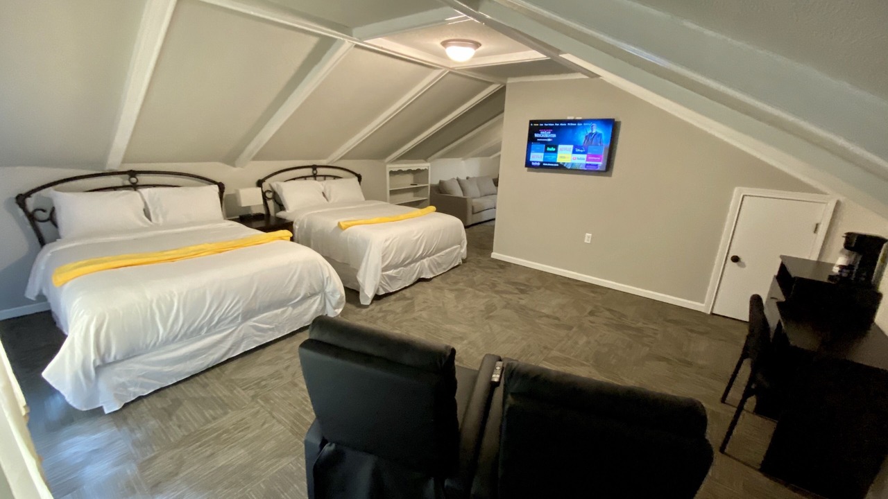 Photo of Bedroom in Leitchfield